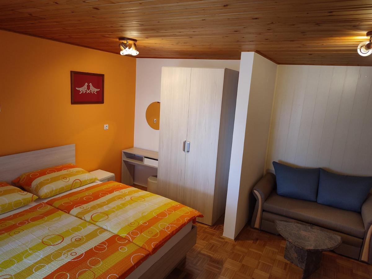 Poljane nad Škofjo Loko Gostilna Pension Blegos מראה חיצוני תמונה
