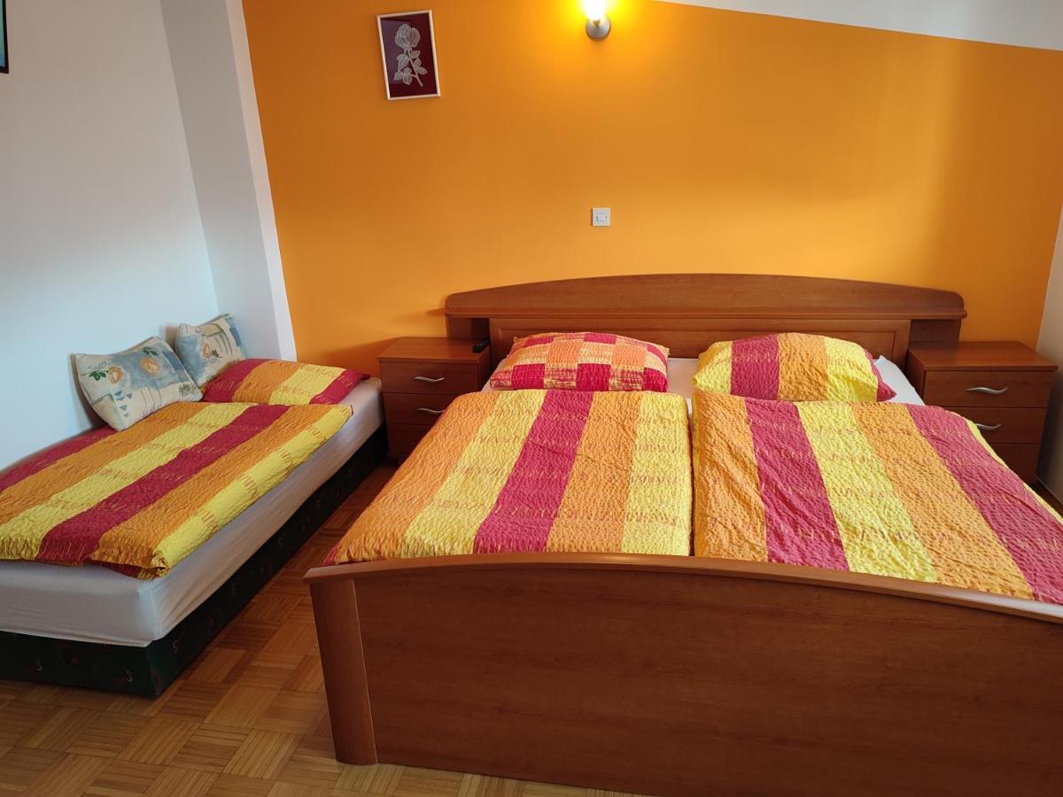 Poljane nad Škofjo Loko Gostilna Pension Blegos מראה חיצוני תמונה